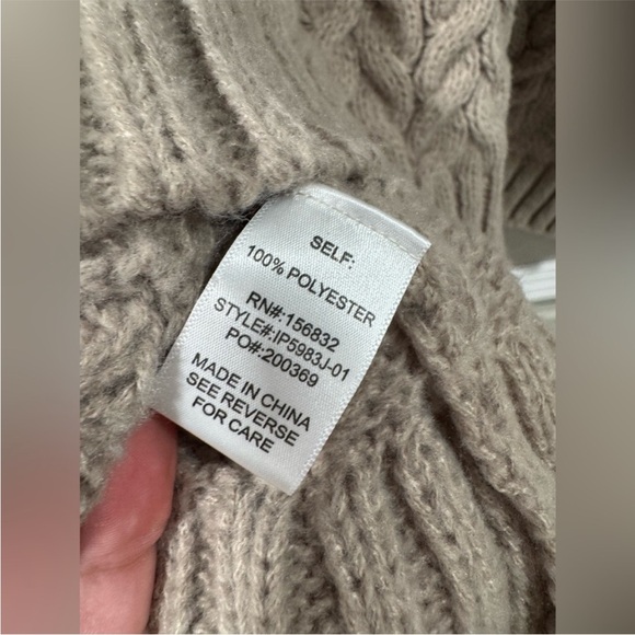 Bibi knit Sweater with pearl Embellishments - Picture 11 of 11